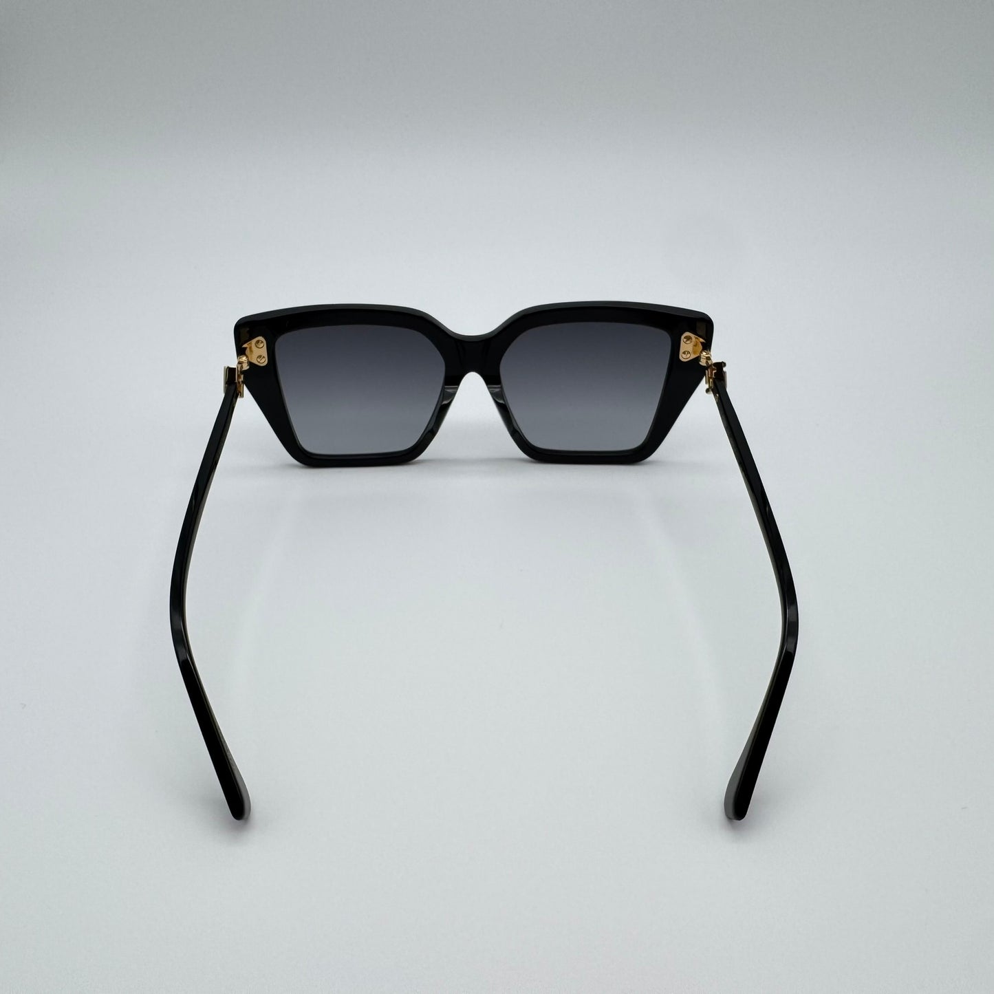 Fendi FF Diamonds Oversized Square Sunglasses – Black Gold